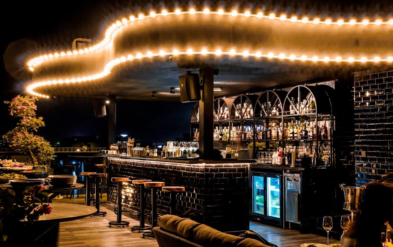 Sol Sky Bar 